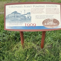 Lardner’s Point Park - Information sign