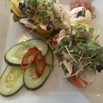 Hotel Monteleone - Avocado toast with lump crab meat - Hotels Near Me - New Orleans, Louisiana Hotel Monteleone - Avocado toast with lump crab meat - Hotels Near Me - New Orleans, Louisiana