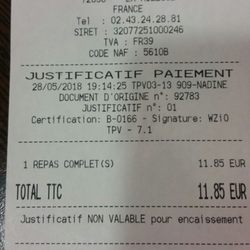 Flunch - Ce restaurant n'est pas fermé. Je viens d'y manger