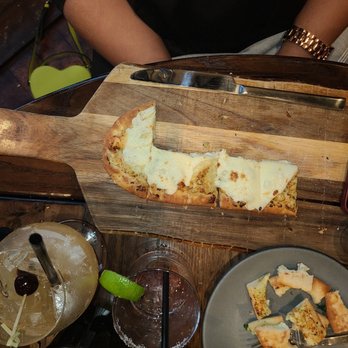Copper Vine Inn - Fig & Goat Cheese Flatbread - Wine Bars Near Me - New Orleans, Louisiana