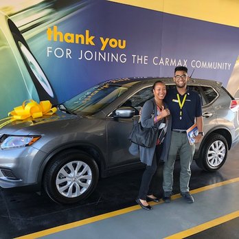 CarMax - Sales consultant Kevin (in training) - Used Car Dealers Near Me - Pleasanton, California CarMax - Sales consultant Kevin (in training) - Used Car Dealers Near Me - Pleasanton, California