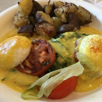 Koa Pancake House - Florentine Eggs Benny-very very saucy! - Breakfast & Brunch Near Me - Honolulu, Hawaii Koa Pancake House - Florentine Eggs Benny-very very saucy! - Breakfast & Brunch Near Me - Honolulu, Hawaii