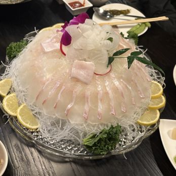 Moon Beach Sashimi & Grill - Sushi Bars Near Me - Buena Park, California