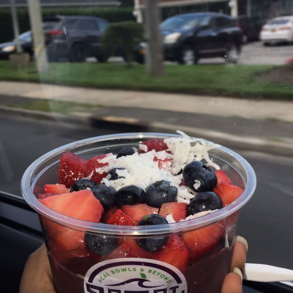 SoBoL - I got an acai bowl with no bananas or granola - Acai Bowls Near Me - Commack, New York SoBoL - I got an acai bowl with no bananas or granola - Acai Bowls Near Me - Commack, New York
