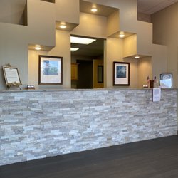 Sands Family Chiropractic Clinic - Reception check in desk