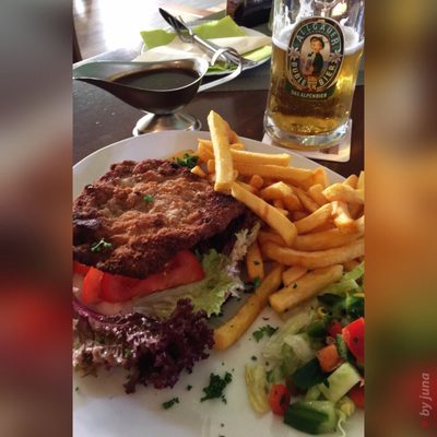 Restaurant Schnitzelwirtin by null