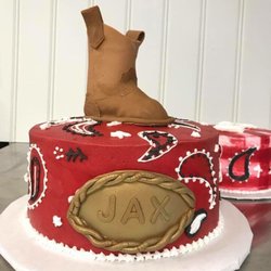 Flour Dust Farmstand - Western boot cake