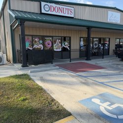 Amazing Glaze Donuts - Donut shop