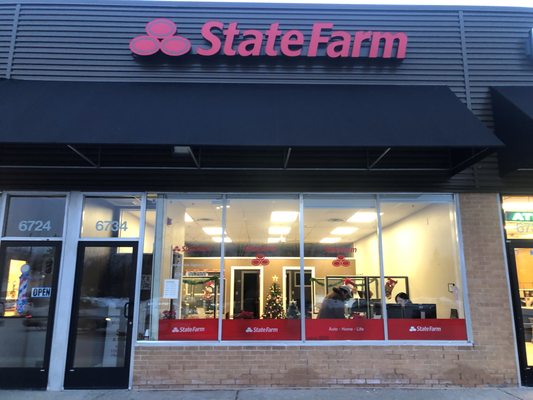 Luis Garcia State Farm Insurance Agent 6734 Barrington Rd Hanover Park Il Insurance Mapquest