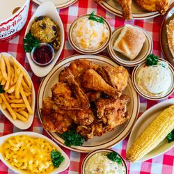 Dinah's Chicken - Family style