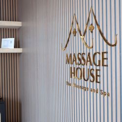 Massage House Thai Massage and Spa