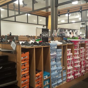 DSW Designer Shoe Warehouse - Shoe Stores Near Me - Las Vegas, Nevada DSW Designer Shoe Warehouse - Shoe Stores Near Me - Las Vegas, Nevada