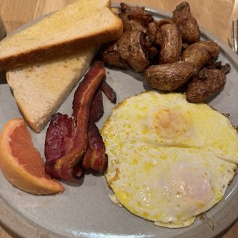 Sudden Sally - Classic breakfast - Comfort Food Near Me - Banff, Alberta Sudden Sally - Classic breakfast - Comfort Food Near Me - Banff, Alberta