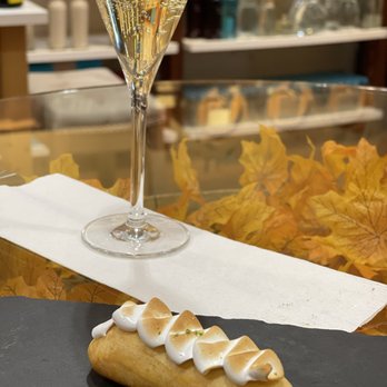 vomFASS - a pastry and a glass of wine - Olive Oil Near Me - Wesley Chapel, Florida vomFASS - a pastry and a glass of wine - Olive Oil Near Me - Wesley Chapel, Florida