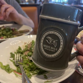 Iron Hill Brewery & Restaurant - Grilled Sirloin Salad - Brewpubs Near Me - Hershey, Pennsylvania