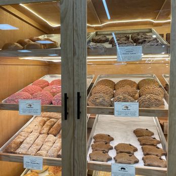 Compare Foods - Bakery Shelf - Grocery Near Me - Concord, North Carolina