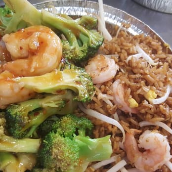 Jade Palace - Shrimp w. Broccoli lunch special with shrimp Fried Rice - Chinese Near Me - Valley Stream, New York
