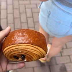 La Molette - Pain au Chocolate
