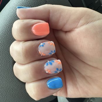 Gold Rush Nails - Spring/Easter Nails - Nail Salons Near Me - Roseville, California