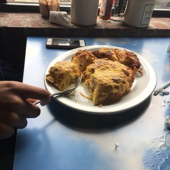 Brownstone Pancake Factory - Breakfast & Brunch Near Me - Edgewater, New Jersey