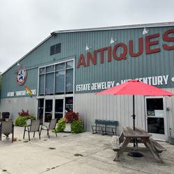 Saugatuck Antique Pavilion