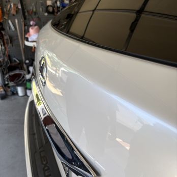 Magic Dent Removal - 2015 Lexus RX350 view from the right after repairs. - Mobile Dent Repair Near Me Magic Dent Removal - 2015 Lexus RX350 view from the right after repairs. - Mobile Dent Repair Near Me