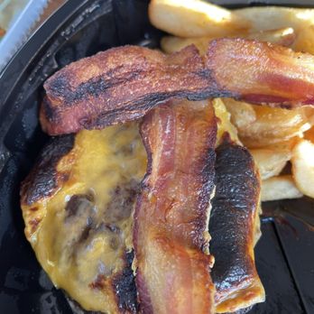 Texas Roadhouse - Beacon Bacon Cheeseburger* - Steakhouses Near Me - Elkhart, Indiana Texas Roadhouse - Beacon Bacon Cheeseburger* - Steakhouses Near Me - Elkhart, Indiana