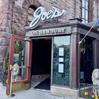 Joe’s on Newbury - American Near Me - Boston, Massachusetts