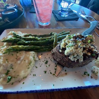 Oliver's Rooftop - Filet Mignon w/Crusted Blue Cheese, Mashed Potatoes & Asparagus - New American Near Me - Erie, Pennsylvania Oliver's Rooftop - Filet Mignon w/Crusted Blue Cheese, Mashed Potatoes & Asparagus - New American Near Me - Erie, Pennsylvania