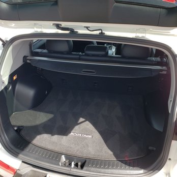 Transitowne Kia - Love that it has the privacy screen built in - Car Dealers Near Me - West Seneca, New York
