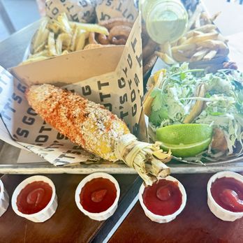 Gott's Roadside - New American Near Me - Palo Alto, California