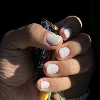 The 10 Tiny Canvases - Simple gel mani with sparkle - Nail Technicians Near Me - San Diego, California