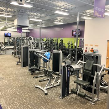 Anytime Fitness - Strength Training - These machines are great because they force you to use the correct form while doing your exercises. - Gyms Near Me - Sumter, South Carolina Anytime Fitness - Strength Training - These machines are great because they force you to use the correct form while doing your exercises. - Gyms Near Me - Sumter, South Carolina