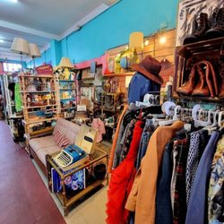 Retro Mania Vintage Market - Sept 2021