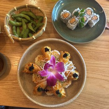 Omakase Sushi & Sake Bar - Kentucky Hills and Spicy Salmon roll - Sushi Bars Near Me - Lexington, Kentucky