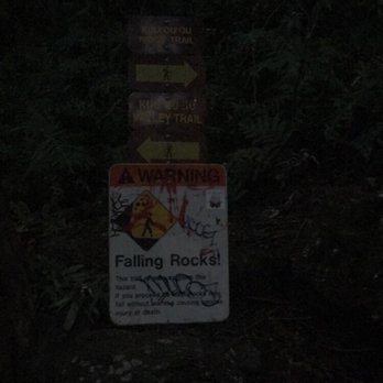 Kuliouou Ridge Trail - Early morning sign finding - Hiking Near Me - Honolulu, Hawaii Kuliouou Ridge Trail - Early morning sign finding - Hiking Near Me - Honolulu, Hawaii