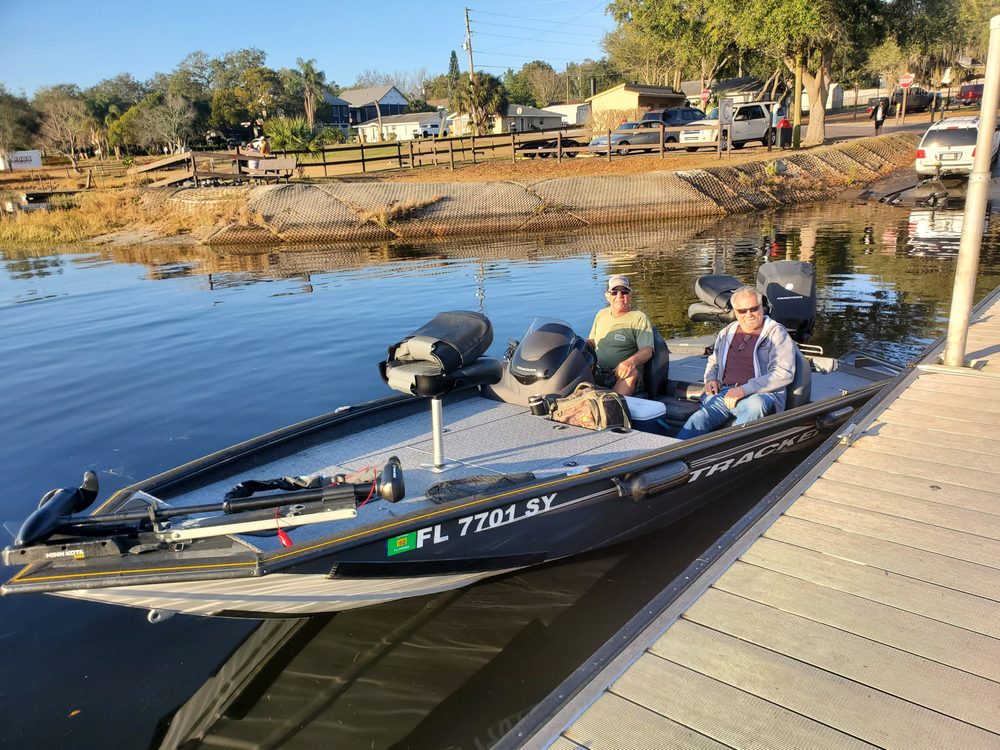 BUTLER BOAT RENTAL Updated September 2024 218 Valencia Shores Dr