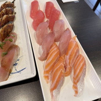 Show Sushi - Nigiri - Salmon Tuna Yellowtail - Sushi Bars Near Me - San Dimas, California