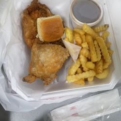 Maryland Fried Chicken Original - Wings & Roll - 2 Pieces with fries and beans.