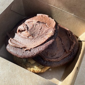 OMW Uptown Market - Double chocolate marshmallow and chocolate chip (with Heath) cookies. - Beer, Wine & Spirits Near Me - Vancouver, Washington OMW Uptown Market - Double chocolate marshmallow and chocolate chip (with Heath) cookies. - Beer, Wine & Spirits Near Me - Vancouver, Washington