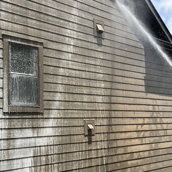 Tolley's Pressure Washing - Mud Splash up Removal - Pressure Washers Near Me - Greenville, South Carolina Tolley's Pressure Washing - Mud Splash up Removal - Pressure Washers Near Me - Greenville, South Carolina