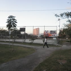 Parque De Altabrisa - La cancha.