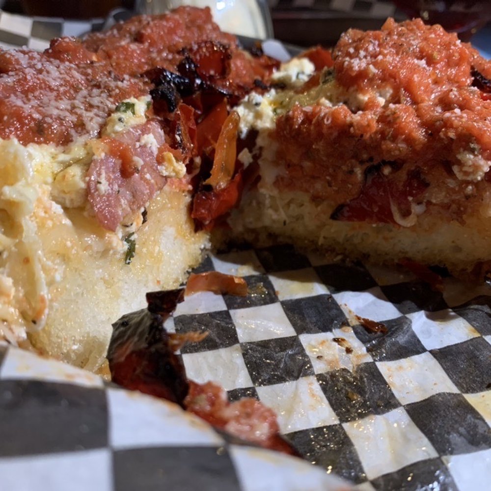 Lazy Days Brewing  - We each only ate one slice - Breweries Near Me - Beaverton, Oregon