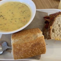 Pick 2, broccoli cheese soup, baguette, and half bacon tomato grilled cheese.