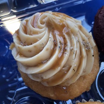 Nadia Cakes - Bakeries Near Me - Palmdale, California Nadia Cakes - Bakeries Near Me - Palmdale, California
