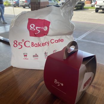 85°C Bakery Cafe-Gardena - Hidden slice!! - Coffee & Tea Near Me - Gardena, California 85°C Bakery Cafe-Gardena - Hidden slice!! - Coffee & Tea Near Me - Gardena, California