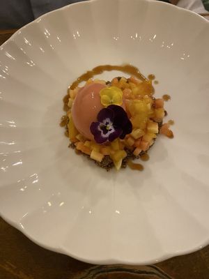 Petit Boutary by null