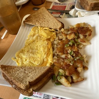 Foodies - American Cheese Omelet - Waffles Near Me - South Hackensack, New Jersey