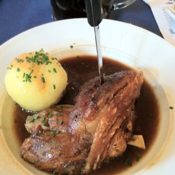 Löwenbräukeller - Crispy Pork Knuckle with Potato Dumpling! - German Near Me - Munich, BY Löwenbräukeller - Crispy Pork Knuckle with Potato Dumpling! - German Near Me - Munich, BY