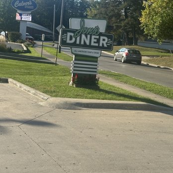 Joni's Diner - The sign. - Diners Near Me - Lake Geneva, Wisconsin Joni's Diner - The sign. - Diners Near Me - Lake Geneva, Wisconsin